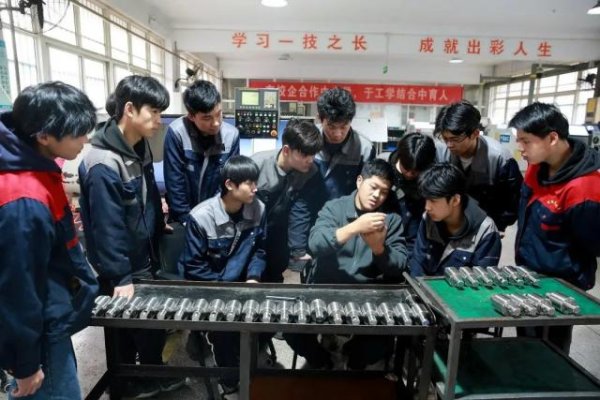配资网站首页 本科毕业回炉职校，很多人的大学都白上了